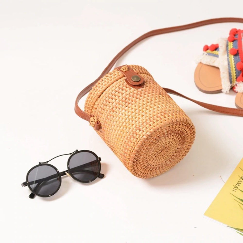 Round Ratan Woven Crossbody